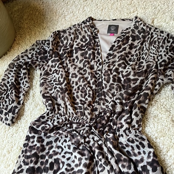 Vince Camaro Leopard Dress Sz 6 - Picture 10 of 13